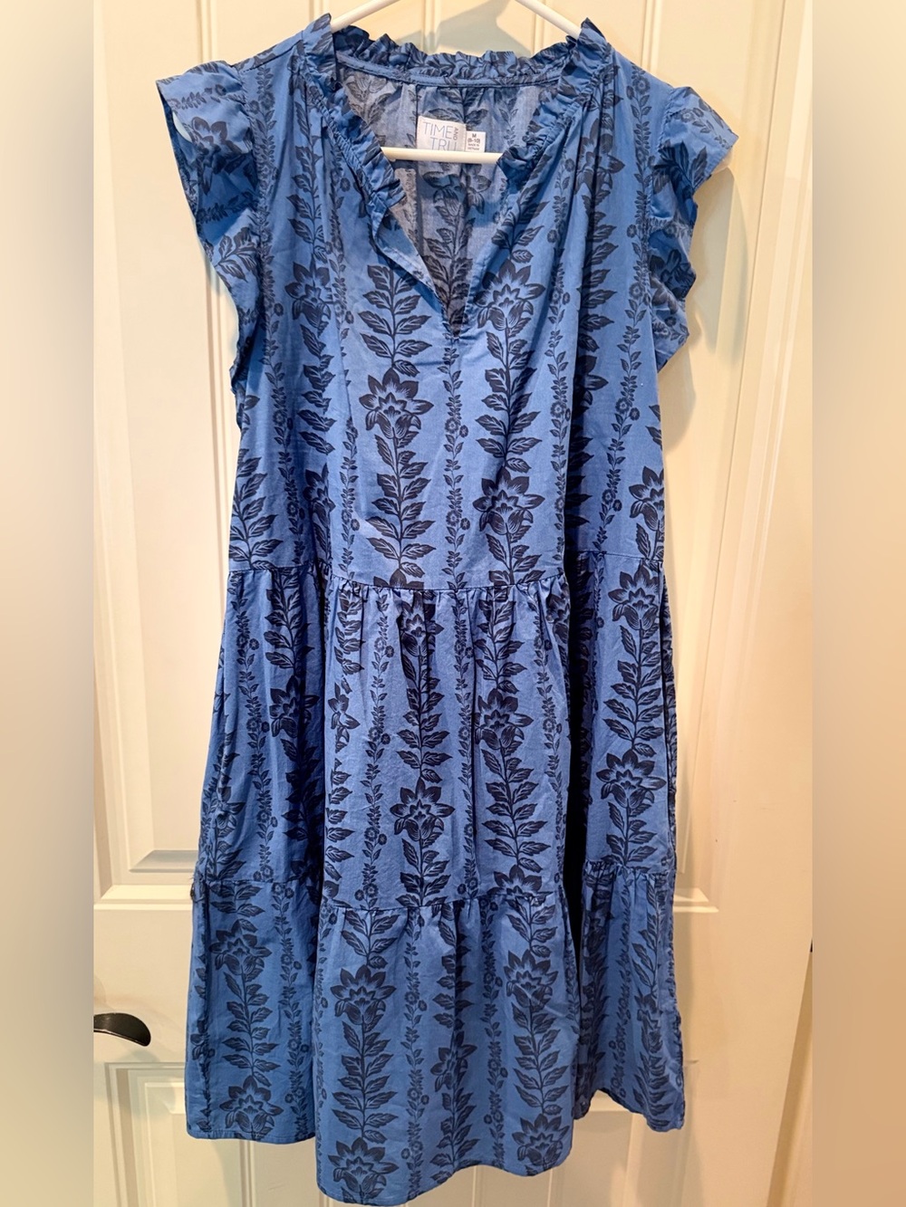 Time and Tru Medium 100% Cotton Blue Floral Tiered Dress Ruffle Sleeve Summer